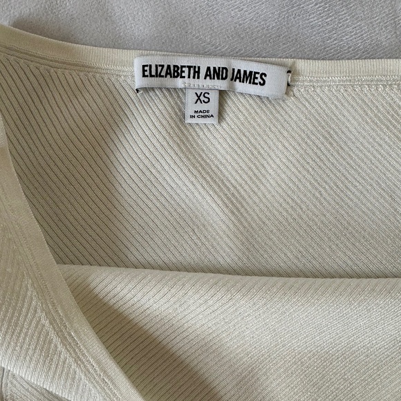 Elizabeth and James Amanda One-Shoulder Ribbed Stretch Top - Picture 3 of 3